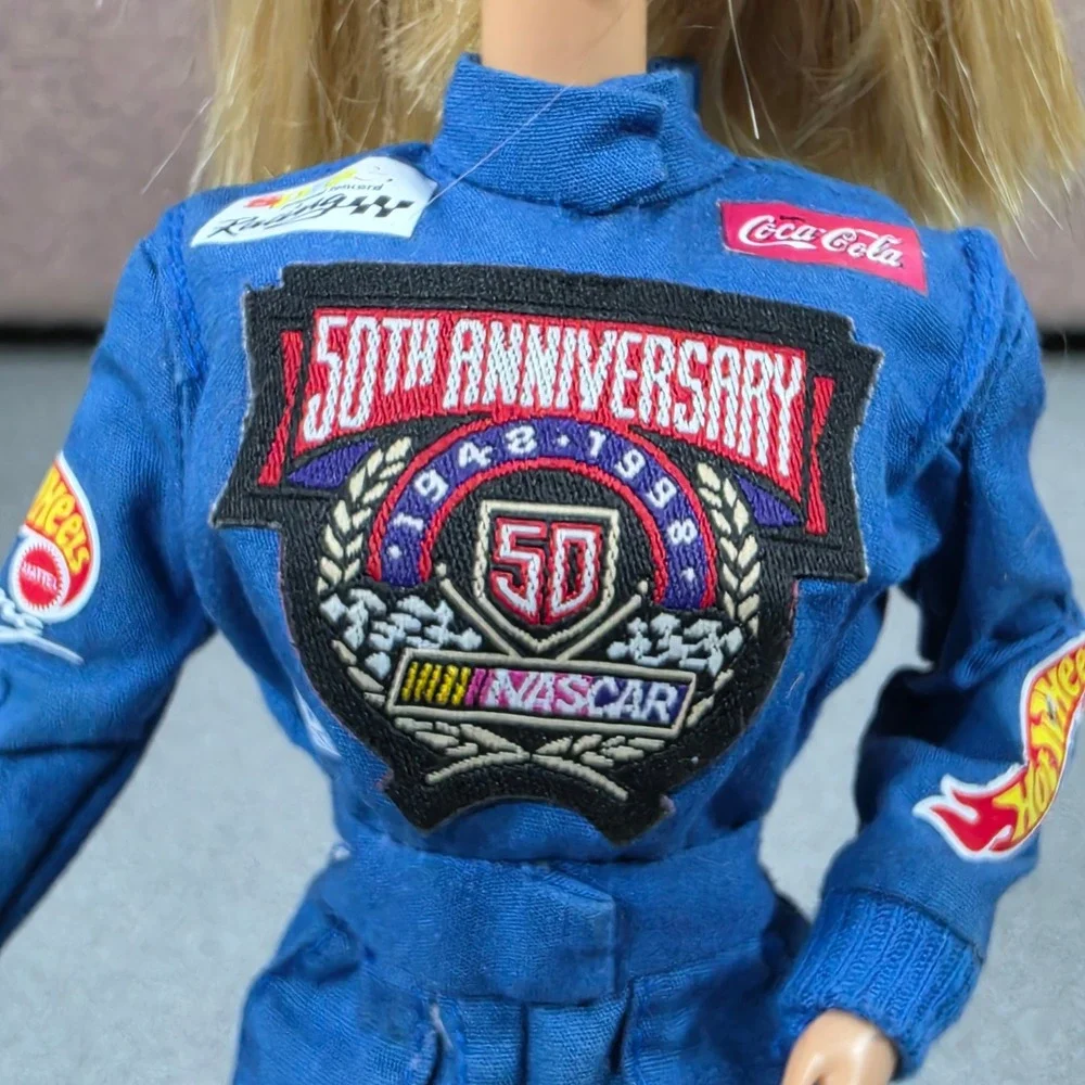 Hotwheels.NASCAR.Barbie 50th Anniversary‎ Doll Blue Racing Suit 1998 Excellent